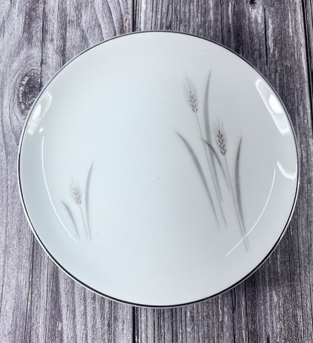 16 Piece Set Platinum Wheat Fine China Japan Dinner & Bread Plates, Cups/Saucers - Picture 6 of 10