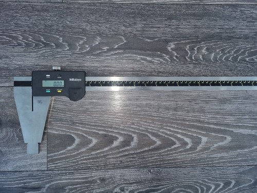 Mitutoyo 550-227-10 Absolute Digimatic Digital Caliper 0-40" / 0-1000mm CDC-40"C - Picture 3 of 11