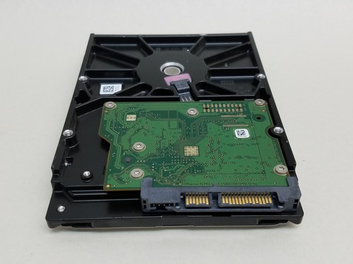 Lot of 5 Seagate Barracuda ST500DM002 500 GB SATA III 3.5 in Desktop Hard Drive - Picture 3 of 3