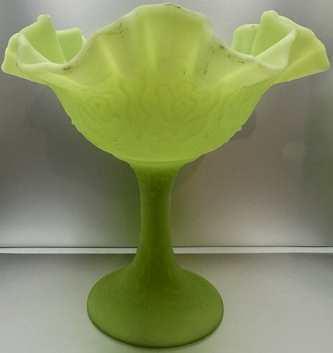 Fenton Uranium Satin Green Ruffled Persian Medallion Compote - Picture 3 of 8