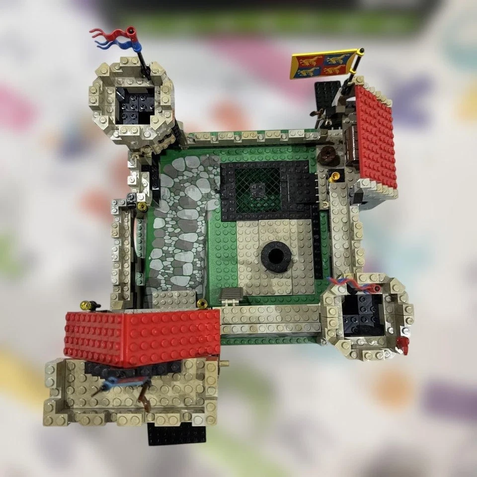 LEGO Knight's Castle 6086 System Castle Black In 1992 Used Retired As Is - Image 2 of 4