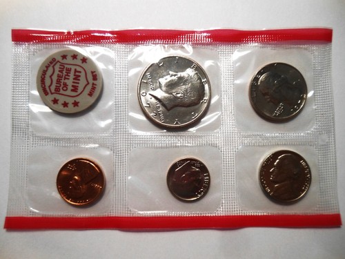 1972 PDS U.S. CH BU+ Uncirculated Mint Set with Original Government Packaging - Picture 2 of 5