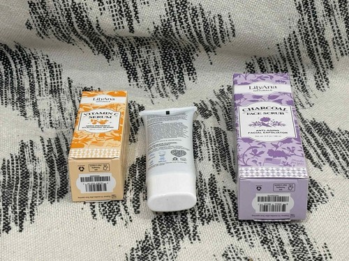 LilyAna Naturals Retinol Creme Vitamin C Serum Kohle Gesichtspeeling Menge 3 NEU! - Bild 4 von 9