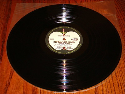 THE BEATLES ~ YELLOW SUBMARINE ~ APPLE LABEL LP ~ Made in