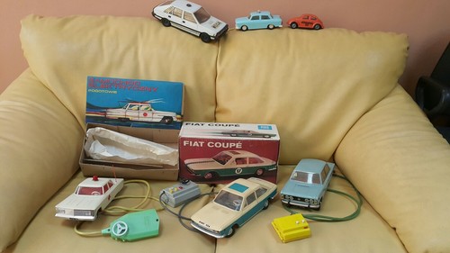 VINTAGE RICO SIMCA 1000 CAR FIAT PLASTIC METAL TOY FRICTION MADE IN SPAIN PARTS - Picture 18 of 24