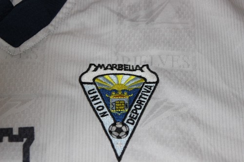 CAMISETA OFICIAL UNION DEPORTIVA MARBELLA VINTAGE RIEVES TALLA XL DORSAL Nº 5 - Picture 3 of 5