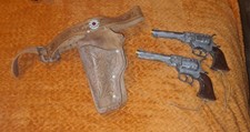 1955 Wyandotte Western Red Ranger Cap Gun Set Double Leather Holster Jeweled