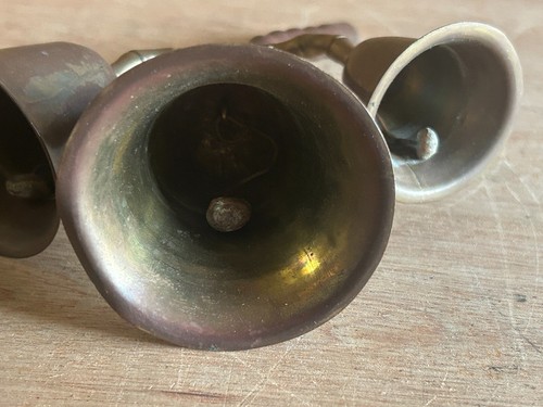 Campane a mano chiesa altare santuario tripla campana bellissimo carillon tono ottone - Foto 11 di 24