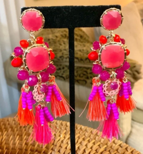 LILLY PULITZER EARRINGS 🩷NWT ISLAND EXOTIC TROPICAL Hot Pink TASSEL BEAD POST - Picture 4 of 10