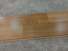 Mohawk Laminate Flooring [NATURAL CHERRY]  Brand New Plank  MO2L2