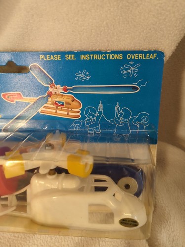 Vintage Flying Copter Made In Taiwan - Picture 5 of 12