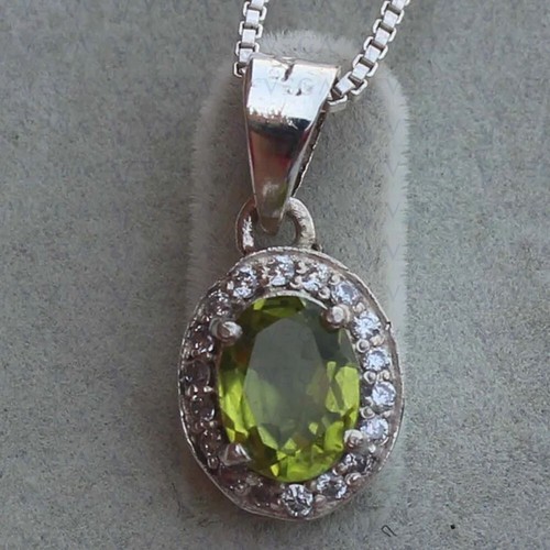 4.80carat Oval Natural Peridot & Diamond Pendant 18k White Gold Plated No Chain - Picture 4 of 12