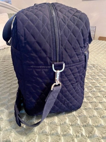 Vera Bradley marineblau Weekender Reisetasche Beuteltasche Gepäck College Mikrofaser gebraucht, in einwandfreiem Zustand - Bild 4 von 15