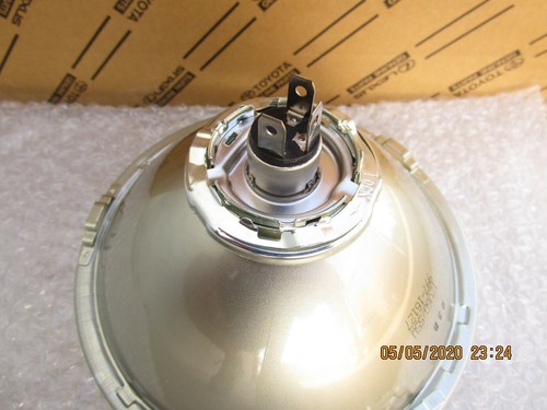 FITS: 69 - 78 TOYOTA HILUX HALOGEN HEADLIGHTS KIT LH + RH SET OEM BRAND NEW - Picture 7 of 7