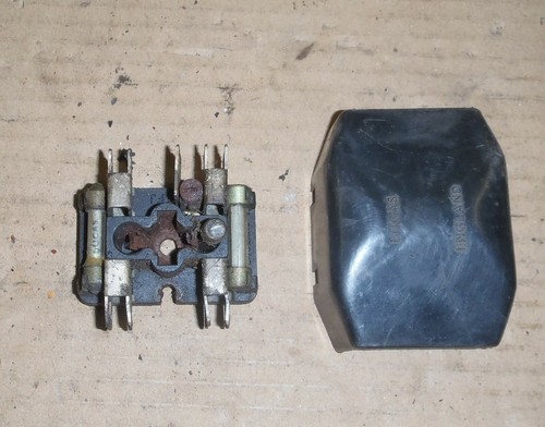 Original used Lucas 2 Way 4FJ Glass Fuse Box  - Picture 2 of 5