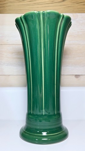 Fiesta Jade grüne 9 5/8" mittlere Vase - verkauft als 2., schön als erste