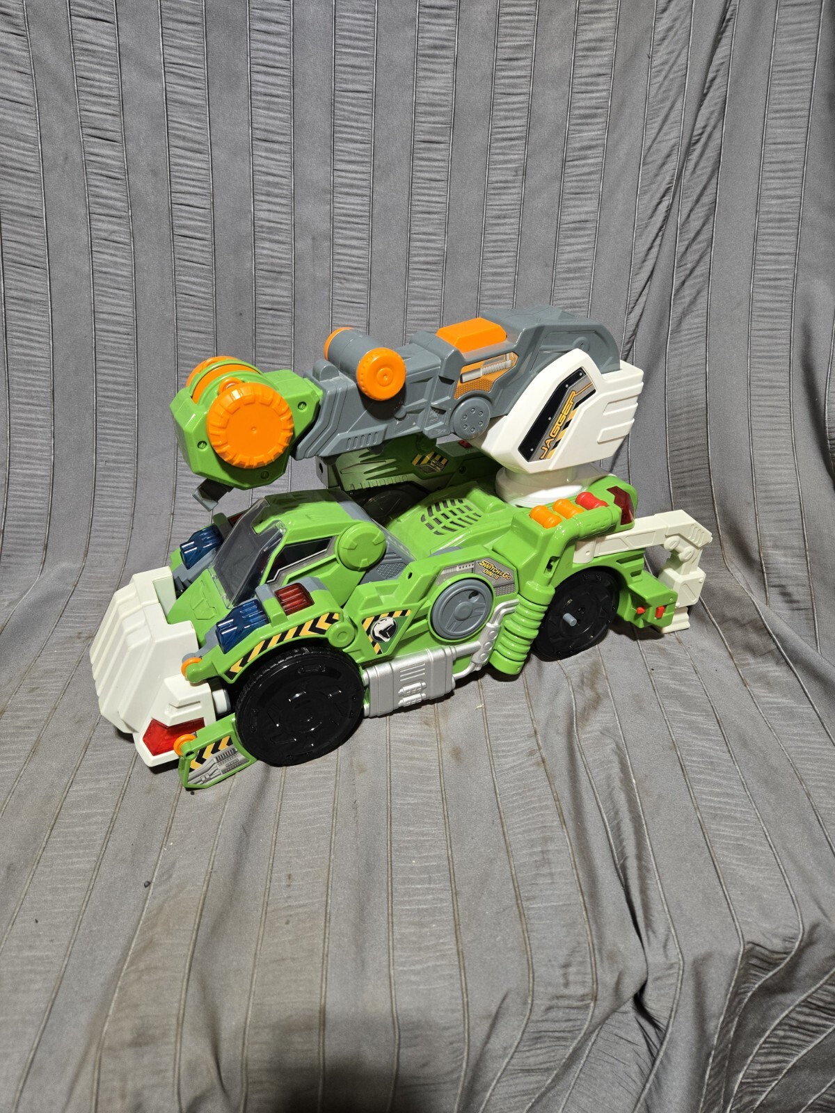 Picture 5 of 9