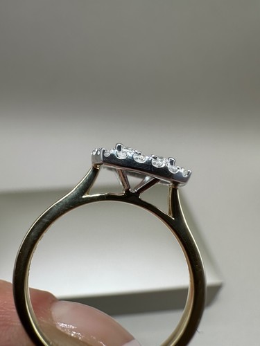 Anillo con halo de diamantes cultivados en laboratorio de 0,63 quilates de oro amarillo de 9 quilates LGSL102 - Imagen 4 de 21