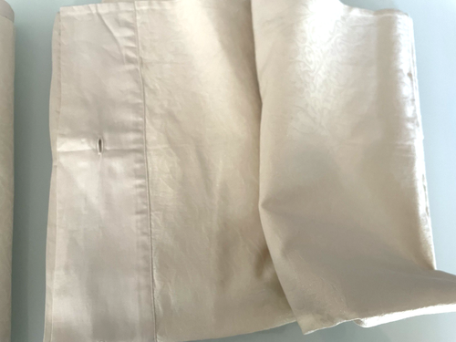 Yves Delorme Cream PAIR of Standard Pillowcases New made in France - Picture 2 of 5