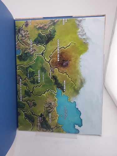 Pathfinder Secound Edition - Lost Omens World Guide w/Map - Picture 5 of 6
