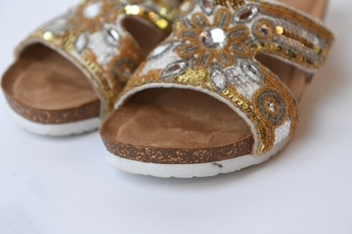 White Mountain Vintage Blinker Women's Embellished Sandals Sz 38 US 7.5 - Picture 5 of 13