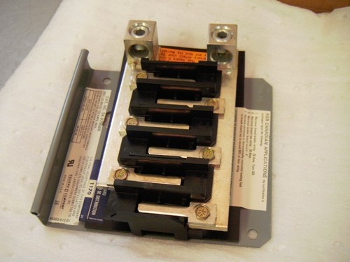 Square D SK9796BW OEM 6 Space Mounting Base Type QO 240VAC Source1 02420880700 - Picture 3 of 9