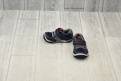 stride rite wes sneaker