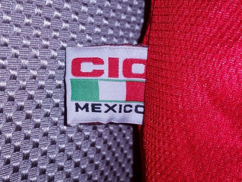 Tiburones Rojos de Veracruz Red Soccer Jersey - Mens Medium - Picture 8 of 9