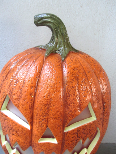 SEASONAL VISIONS INTL 22" COLOR CHANGING EVIL LAUGH HALLOWEEN PUMPKIN PROP - Picture 8 of 18