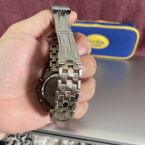 VINTAGE GUESS WATERPRO MEN’S WRISTWATCH THREE EYE CHRONOGRAPH STAINLESS STEEL - Picture 3 of 24