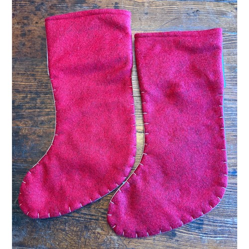 (2) Muñeco de Nieve Rojo Medias de Navidad Adornadas Muñeco de Nieve y Bufanda de Fieltro Nuevo sin Etiquetas - Imagen 3 de 5