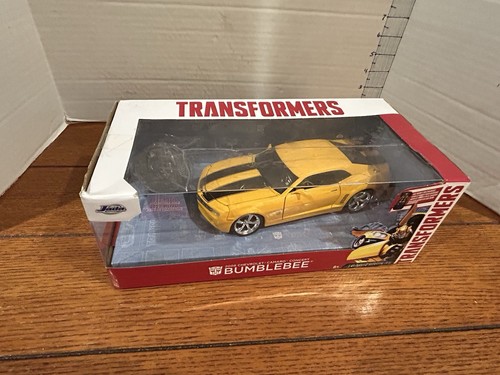 JADA 2021 HOLLYWOOD RIDES 1:24 2006 CHEVY CAMARO BUMBLEBEE CONCEPT TRANSFORMER - Picture 13 of 13