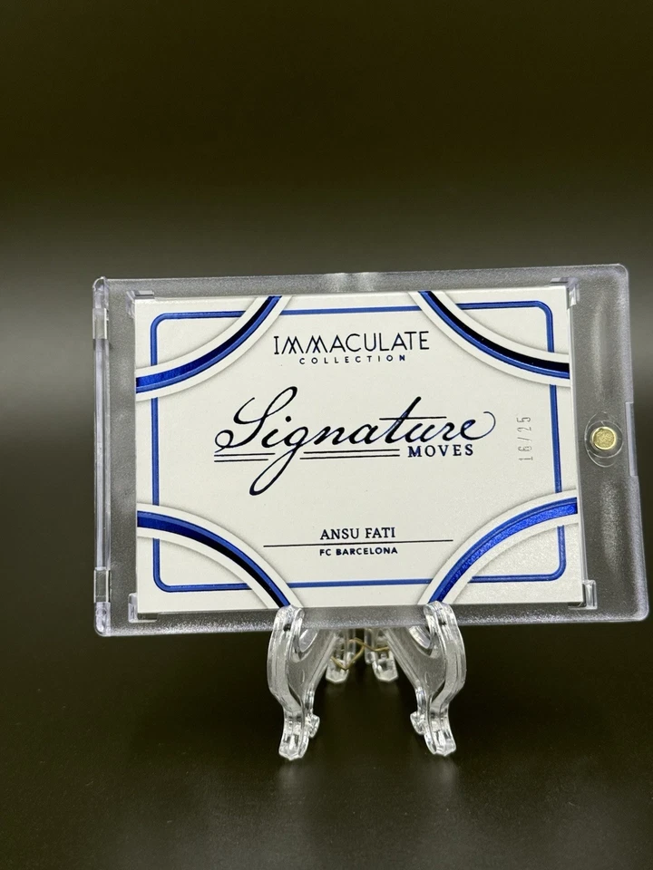 2024-2025 Panini Immaculate Barcelona Ansu Fati 16/25 авто буклет - Изображение 2 из 4