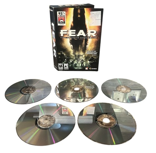 F.E.A.R First Encounter Assault Recon PC Game - Picture 6 of 6