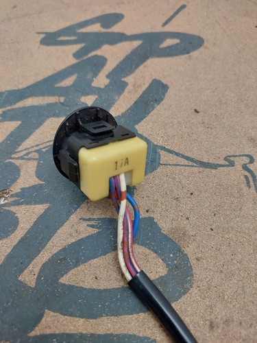 JDM Nissan Skyline BNR32 HCR32 Coupe 2Door LH Power Window Switch - Picture 4 of 7