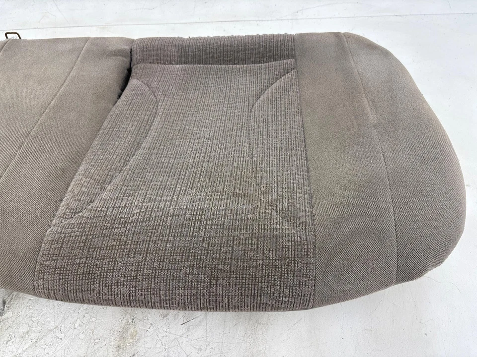 Cojín inferior asiento trasero Saturn S Series Sw2 2000 fabricante original Foto 4 de 4