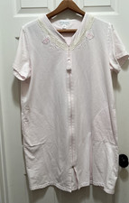 Miss Elaine L Robe House Coat Dress Short Sleeves Full Zip Pink Butterfly