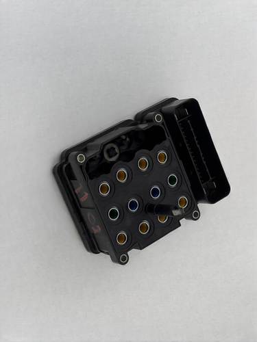 Mercedes Benz W204 C250 ABS Anti Brake Pump Control Module Unit A1729011102 - Picture 2 of 2