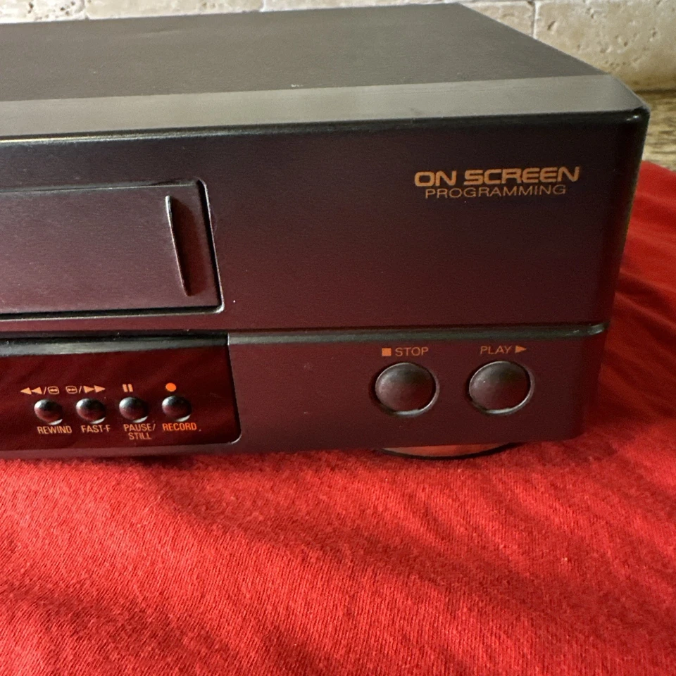 Grabadora de video casete Optimus modelo 98 - solo para piezas Foto 4 de 4