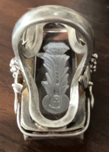 RARE SZ 7 VTG ROCK CRYSTAL QUARTZ Reverse Intaglio Mary Buddah STERL SILVER RING - Picture 6 of 12
