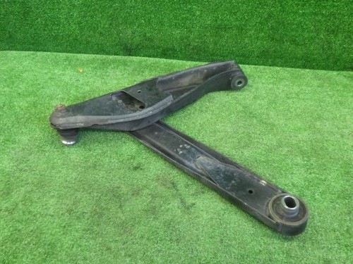 JDM 1999 Subaru Sambar TT2 Right Front Lower Control Arm OEM Used - Picture 7 of 8