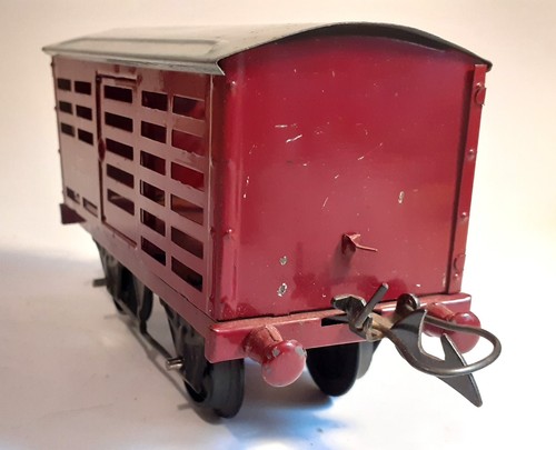 VINTAGE HORNBY O GAUGE - 8T MILK TRUCK S2435 WITH 4 CHURNS - RED/GREY ROOF - Picture 5 of 7