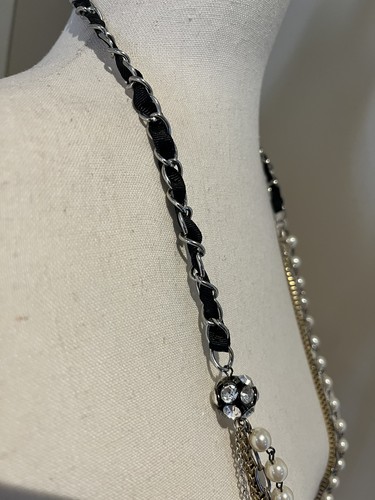Designer Y2K Betsey Johnson Pearl Multi Chain Necklace - Picture 5 of 8