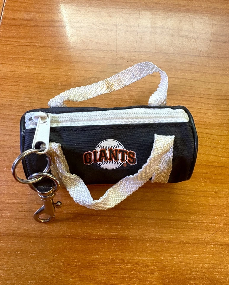 SAN FRANCISCO GIANTS MLB BASEBALL KEY CHAIN - 4" ZIPPERED DUFFLE BAG - Image 3 of 4