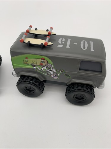 Defiants Redwood Ventures Flipped Out Fury Stunt Set 4x4 Vehicle Track Retired - Picture 4 of 7