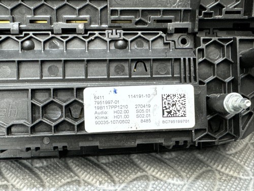 OEM 2018-2021 BMW X4 X3 F97 G01 Climate Control Radio w/ Cooled Seats 7951997 - Picture 8 of 12