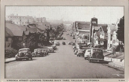 Vallejo, CALIFORNIA - Virginia Street Toward Navy Yard - old cars - Picture 1 of 2