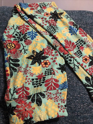 LULAROE LEGGINGS NEW One Size Small - Picture 2 of 6