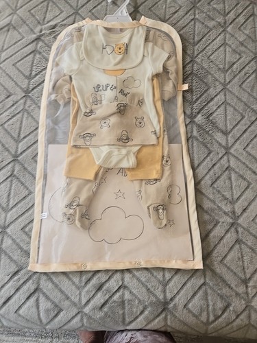 Disney Baby Unisex 6 Piece Starter Set Winnie the Pooh Layette 0-3 Months NEW - Picture 6 of 8
