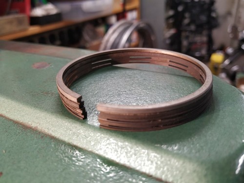 DUCATI 200 Elite Standard Size Piston Kolbenringe Segmenti ∅ 67 MAG #0500.47.490 - Picture 4 of 4